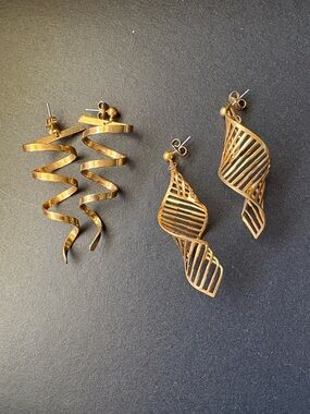 2 pair Vintage Gold Spiral Drop Earrings